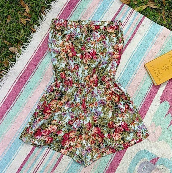 Angie Floral Romper - Picture 2 of 5